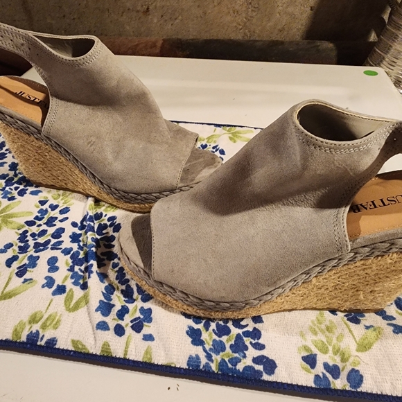 Brand New Just Fab Size 9 Platform sandals Grey - Picture 3 of 3